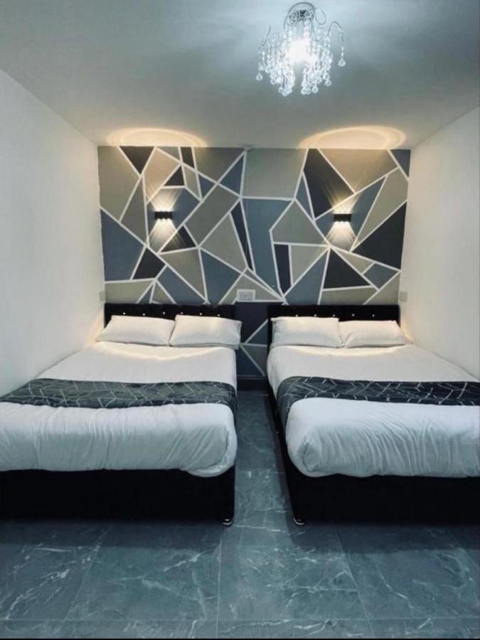 ברנלי Entire 5 Star Luxury Whalley House Wifi Tv Luxury מראה חיצוני תמונה