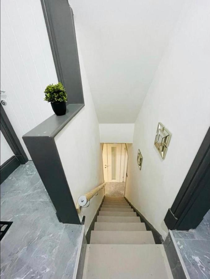 ברנלי Entire 5 Star Luxury Whalley House Wifi Tv Luxury מראה חיצוני תמונה