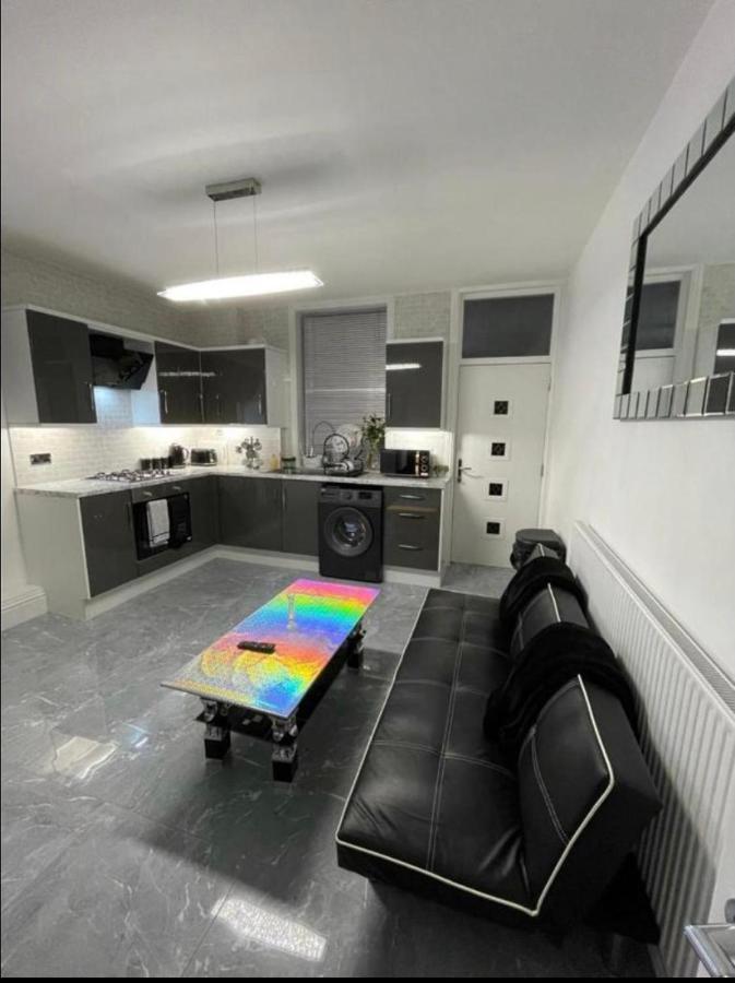 ברנלי Entire 5 Star Luxury Whalley House Wifi Tv Luxury מראה חיצוני תמונה